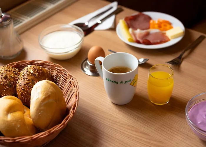 Szálloda Oekotel Korneuburg *